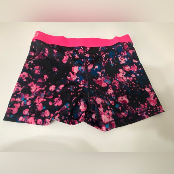 Nike Pro dri-fit pink and black galaxy shorts - Picture 3 of 3